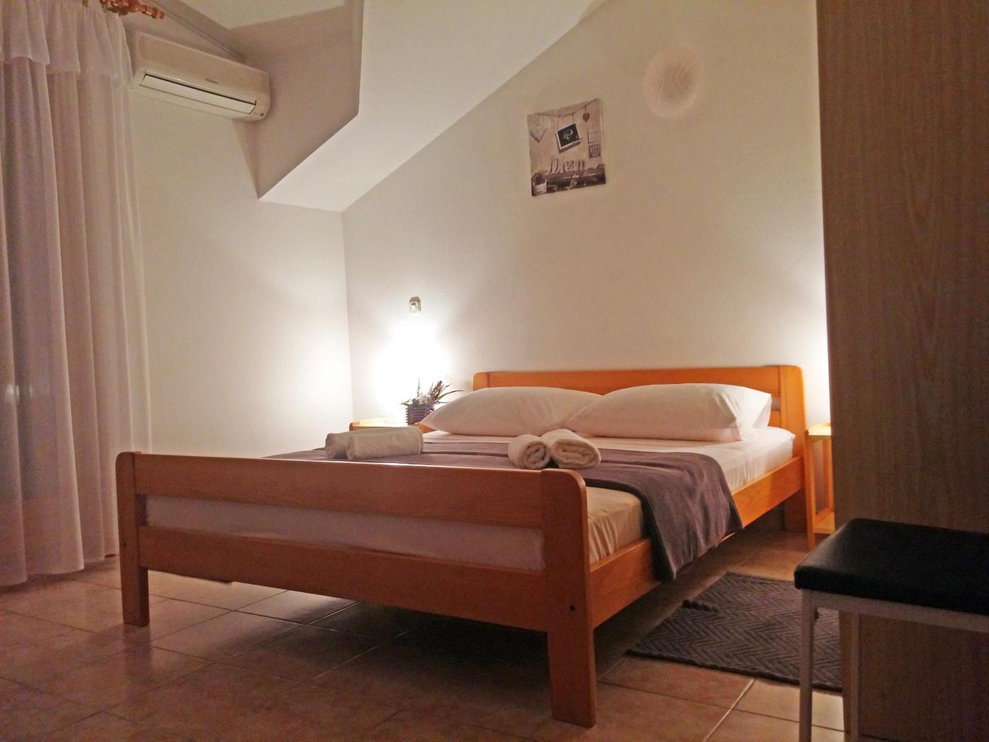 Apartments And Rooms Saric Jadrija Εξωτερικό φωτογραφία